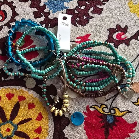 Colorful Beaded Bracelet Set - Picture 2 of 4